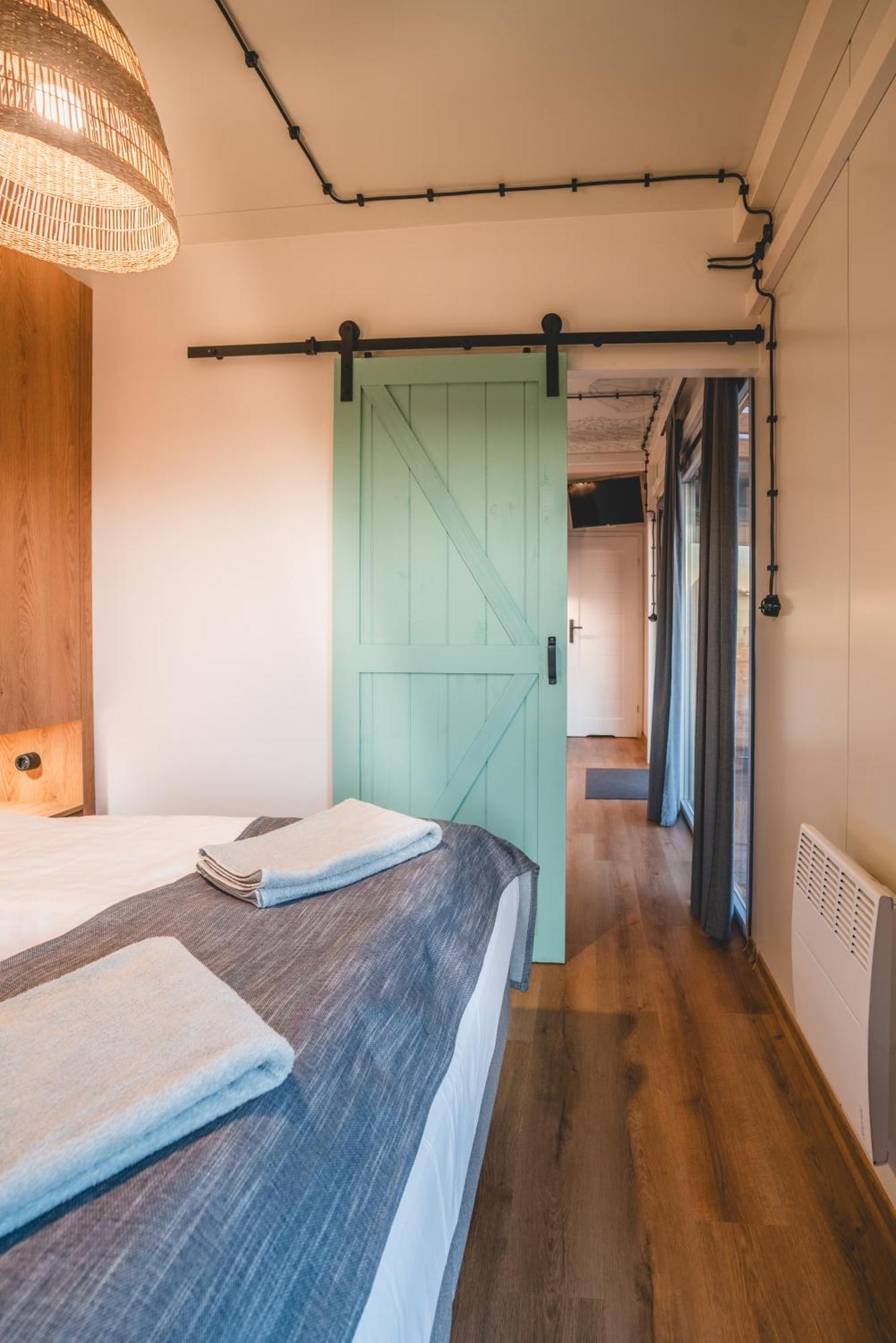 Rresort - Domki Z Krytym I Podgrzewanym Basenem, Sauna, Wifi, Parking W Cenie! Rewal Eksteriør bilde